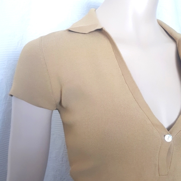 Fitted Knit T-shirt - Picture 3 of 8